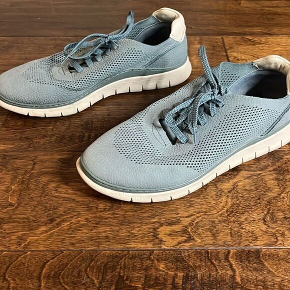 Vionic Women's Vionic Joey Blue Nubuck Leather Sneaker, size 8.5 - Picture 3 of 10